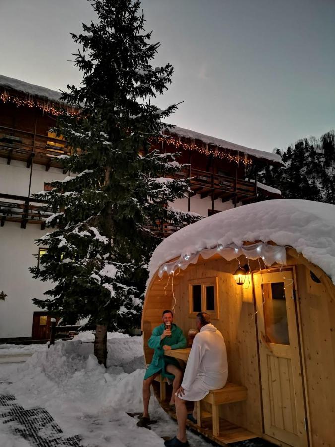 Hotel Rosalpina Рокка-П'єторе Екстер'єр фото