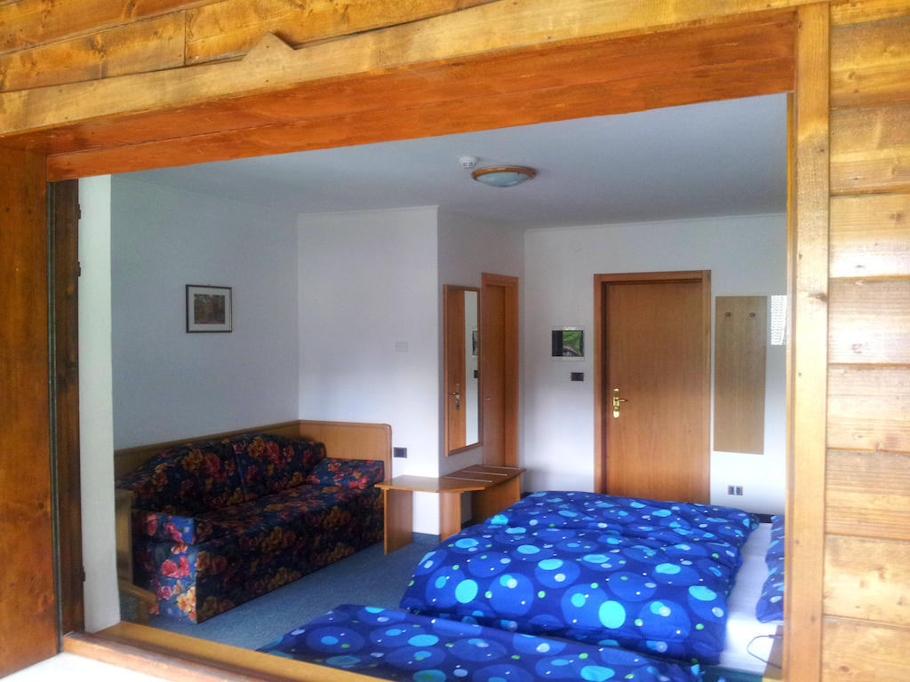 Hotel Rosalpina Рокка-П'єторе Номер фото